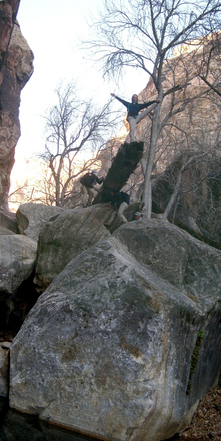 pano28_BrdgPt_3669and72